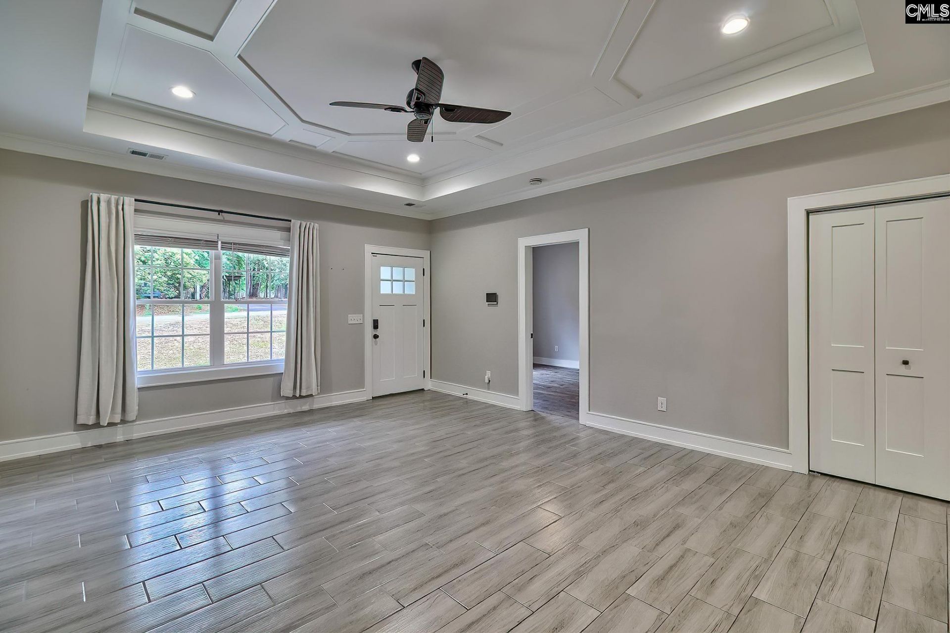 1023 Woodland Drive Photo 4