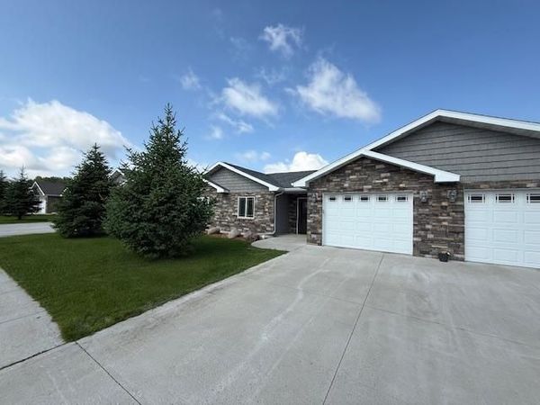 1615 30th Street NW, Unit 24, Bemidji, MN 56601