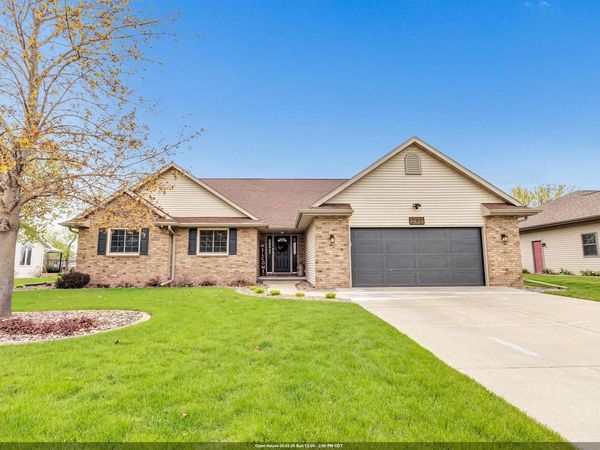 240 ALISON COURT, Wrightstown, WI 54180