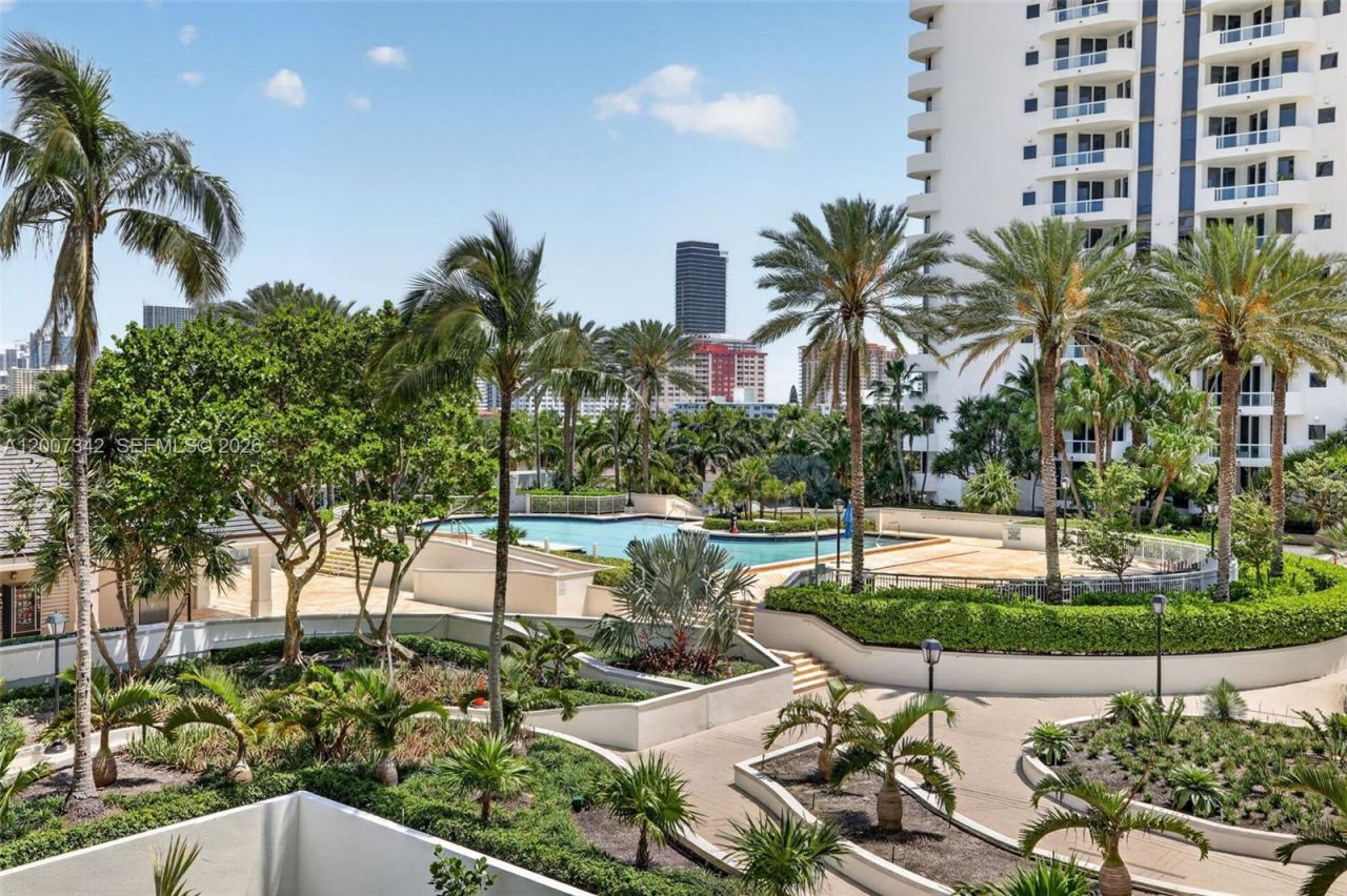 21205 Yacht Club Dr , Unit 605, Aventura, FL 33180 Photo