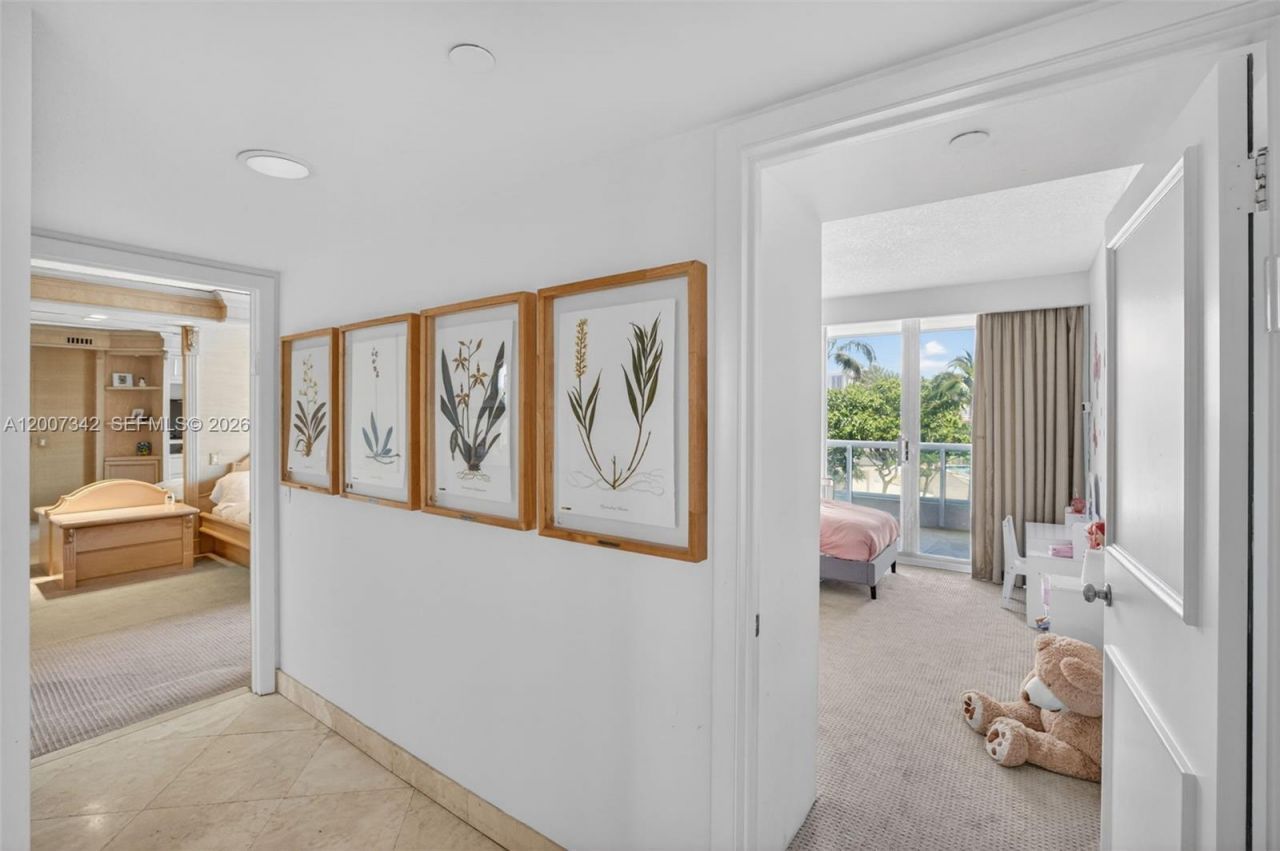 21205 Yacht Club Dr , Unit 605, Aventura, FL 33180 Photo