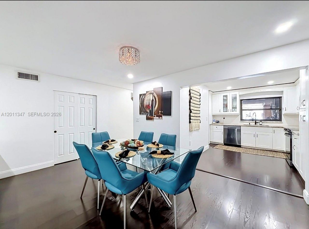 10375 Rue Vendome , Unit 4C, Pembroke Pines, FL 33026 Photo