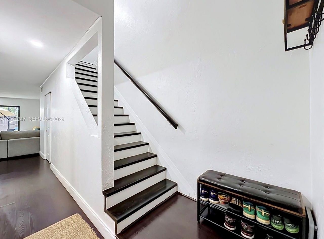10375 Rue Vendome , Unit 4C, Pembroke Pines, FL 33026 Photo