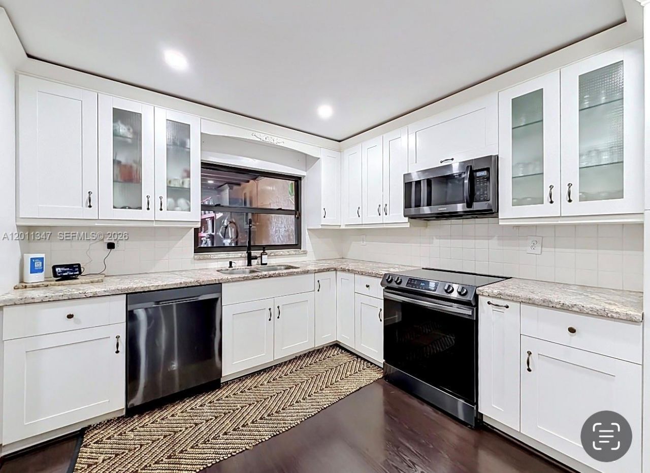 10375 Rue Vendome , Unit 4C, Pembroke Pines, FL 33026 Photo