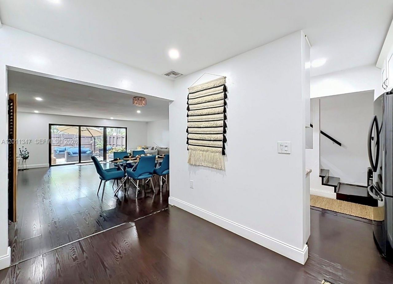 10375 Rue Vendome , Unit 4C, Pembroke Pines, FL 33026 Photo