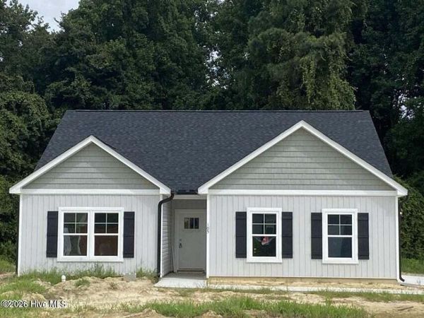 105 Chester Place , Pikeville, NC 27863