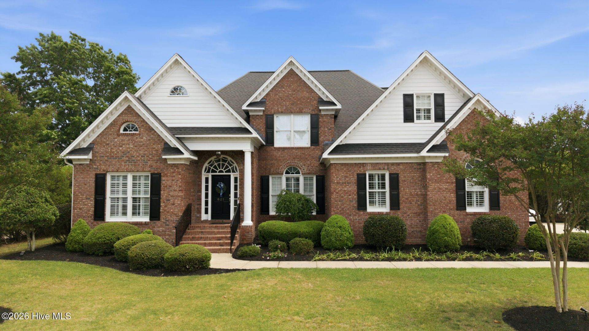 821 Chesapeake Place, Greenville, NC 27858 Main Photo