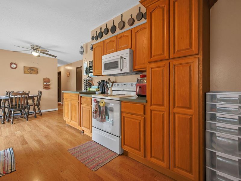 2397 Adamsville Road, Zanesville, OH 43701 Photo 11