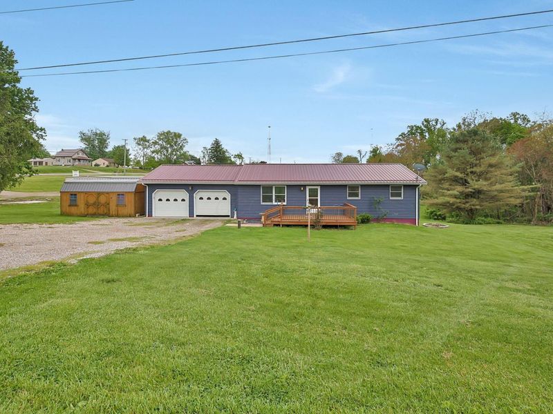 2397 Adamsville Road, Zanesville, OH 43701 Photo 3