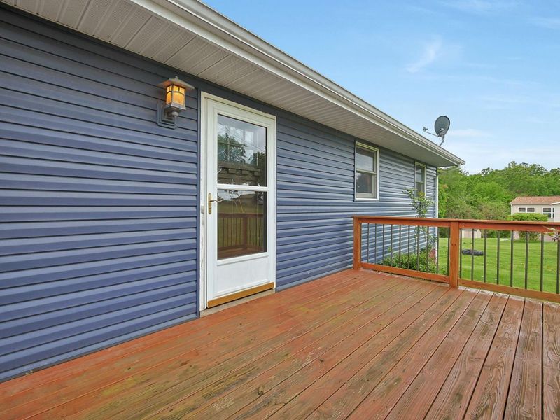 2397 Adamsville Road, Zanesville, OH 43701 Photo 4
