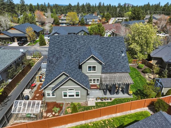 20921 Sage Creek Drive, Bend, OR 97702