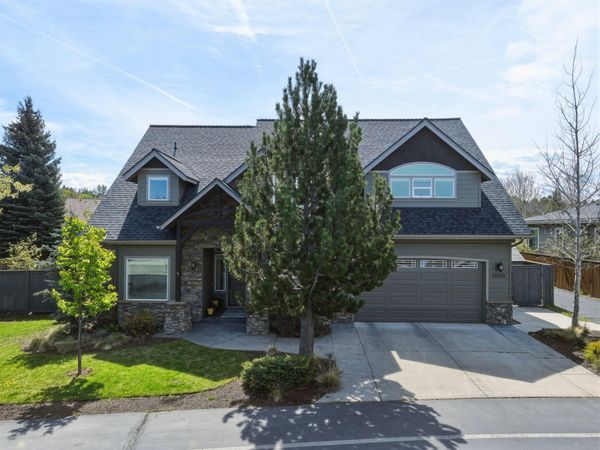 20921 Sage Creek Drive, Bend, OR 97702