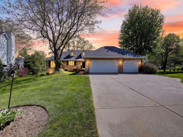 5 Vienna Circle, Madison, WI 53718