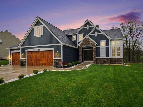 849 Waters Bluff Drive SE, Byron Center, MI 49315