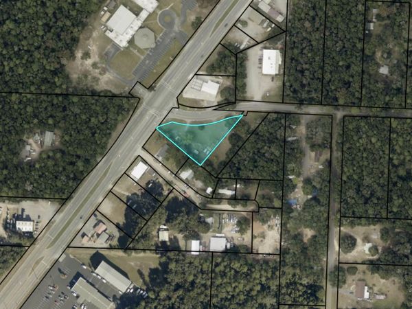 5901 Carroll Rd, Milton, FL 32583