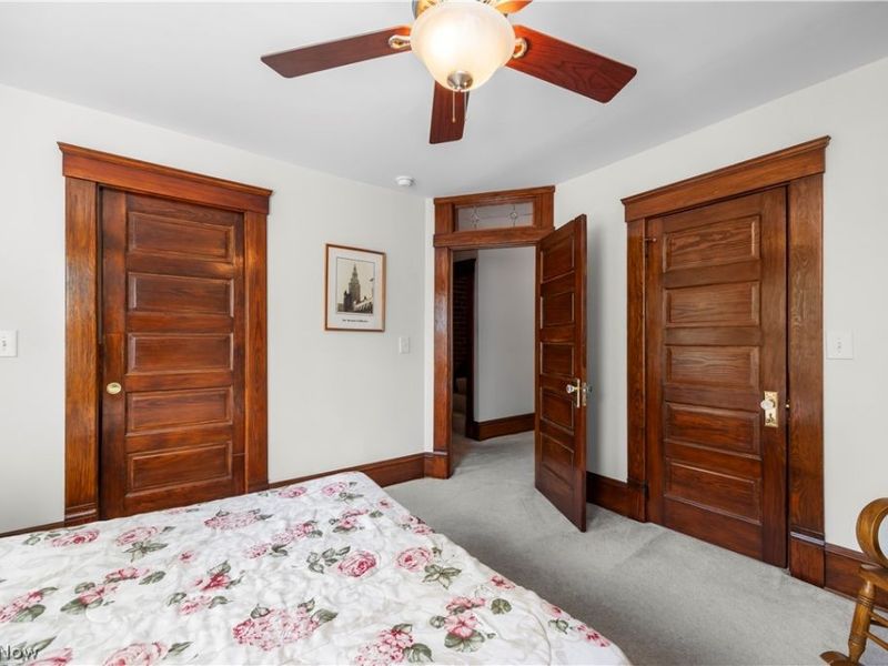 7512 Franklin Boulevard, Cleveland, OH 44102 Photo 23