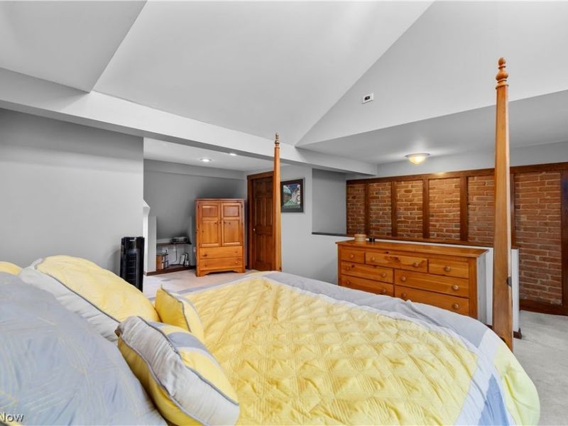 7512 Franklin Boulevard, Cleveland, OH 44102 Photo 26