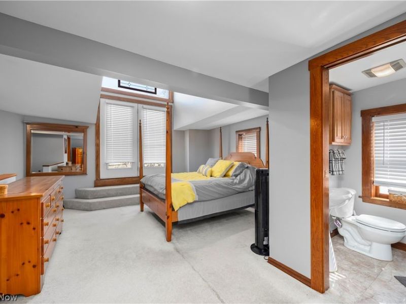 7512 Franklin Boulevard, Cleveland, OH 44102 Photo 27