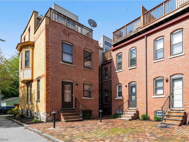 7512 Franklin Boulevard, Cleveland, OH 44102 Photo 35