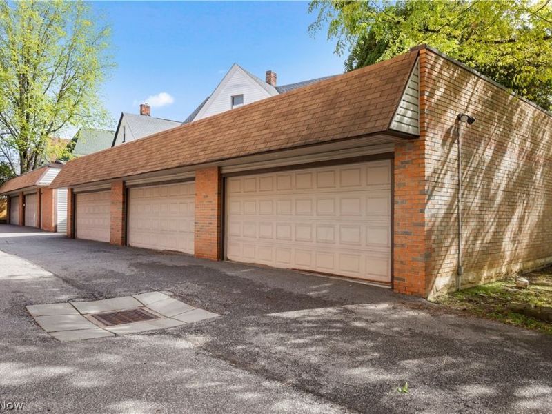 7512 Franklin Boulevard, Cleveland, OH 44102 Photo 36