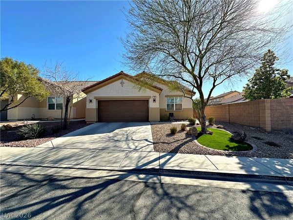 169 Canyon Blue Avenue, Henderson, NV 89011