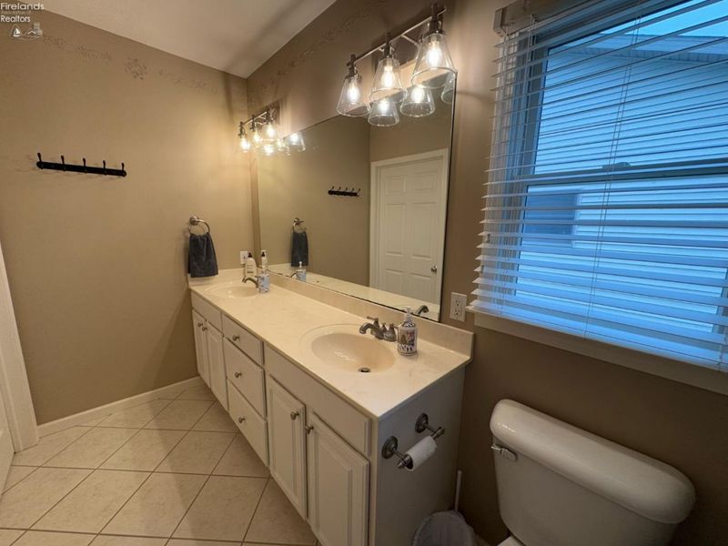 15 Foxrun Drive, Fremont, OH 43420 Photo 20