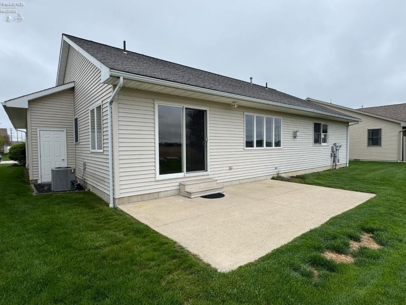 15 Foxrun Drive, Fremont, OH 43420 Photo 50