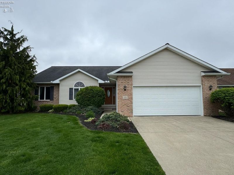 15 Foxrun Drive, Fremont, OH 43420 Photo 54