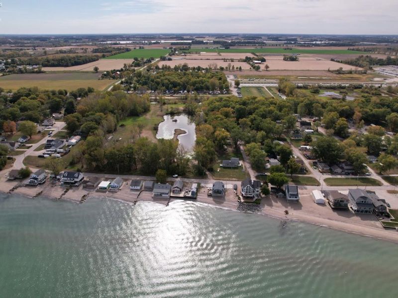 9881 W Locust Point Road, Oak Harbor, OH 43449 Photo 12