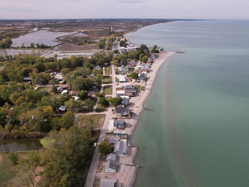 9881 W Locust Point Road, Oak Harbor, OH 43449 Photo 13