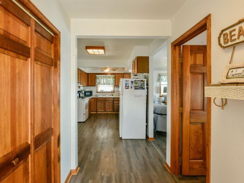 9881 W Locust Point Road, Oak Harbor, OH 43449 Photo 17