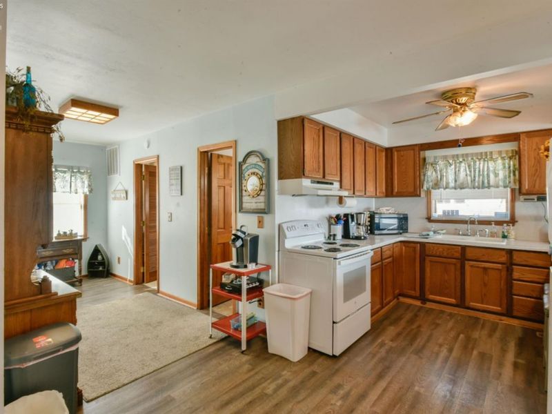 9881 W Locust Point Road, Oak Harbor, OH 43449 Photo 20