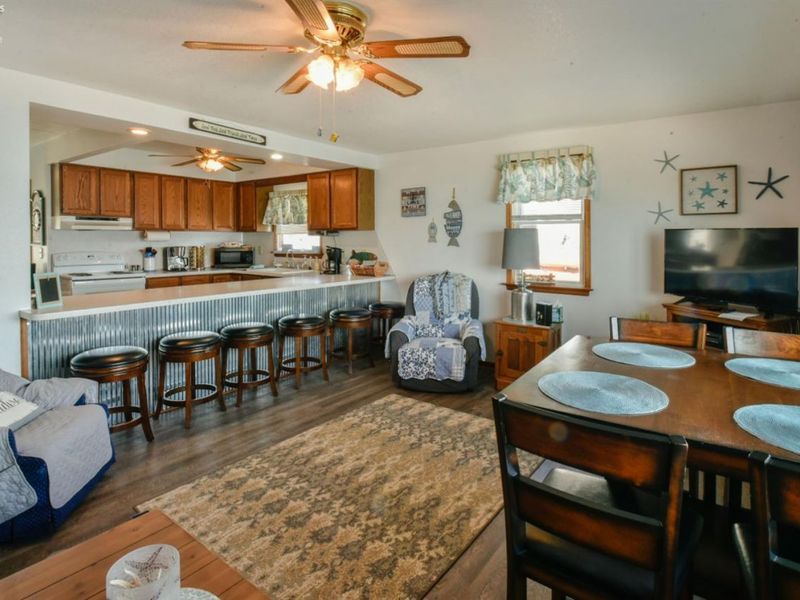 9881 W Locust Point Road, Oak Harbor, OH 43449 Photo 23