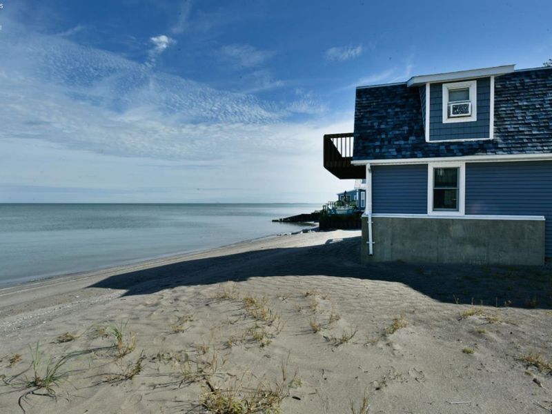 9881 W Locust Point Road, Oak Harbor, OH 43449 Photo 3
