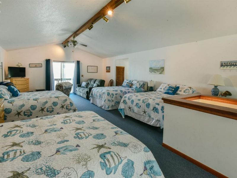 9881 W Locust Point Road, Oak Harbor, OH 43449 Photo 33