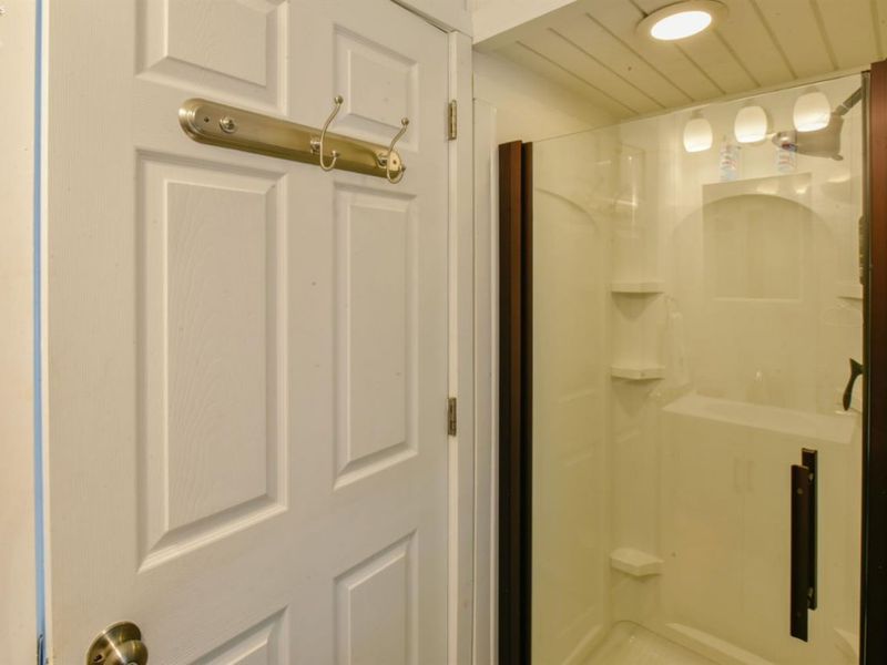 9881 W Locust Point Road, Oak Harbor, OH 43449 Photo 38