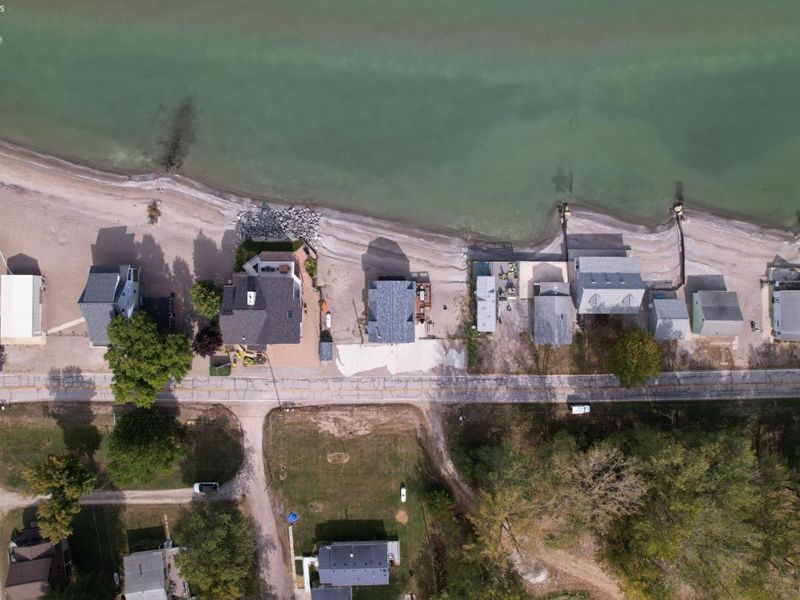 9881 W Locust Point Road, Oak Harbor, OH 43449 Photo 9