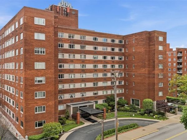 128 N Craig, Unit 909, Pittsburgh, PA 15213