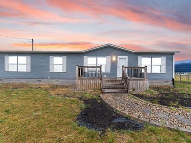 67 Wolf Bend , East Bernstadt, KY 40729