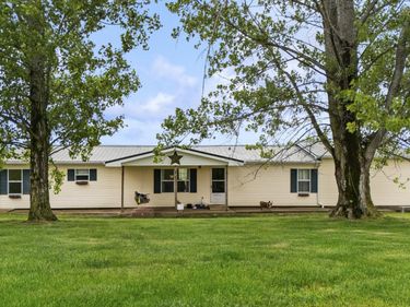 7113 Dixon Pike, Maysville, KY 41056