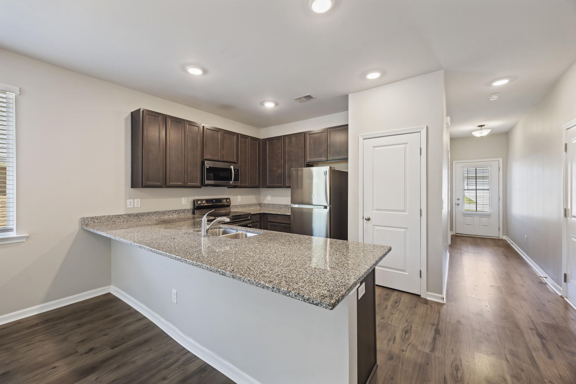 1178 Warrens Way Photo 12