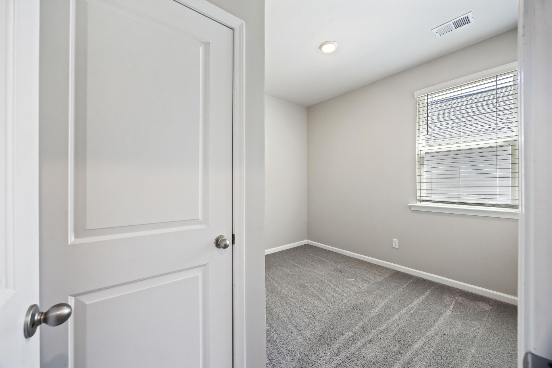 1178 Warrens Way Photo 18