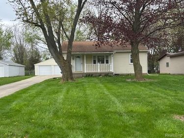 1055 Ransom Drive, Grand Blanc Twp, MI 48507