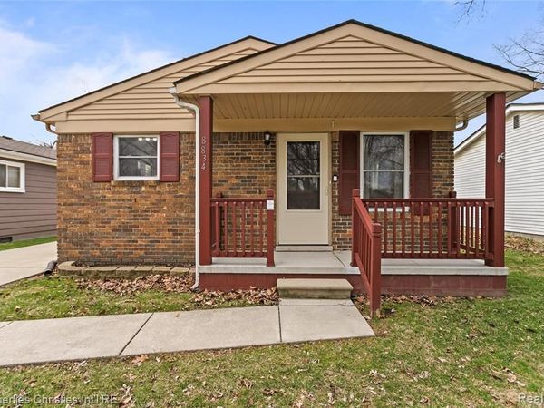 8834 Janis Street, Shelby Twp, MI 48317