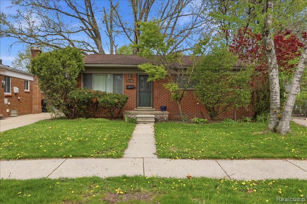 28146 Park Court, Madison Heights, MI 48071 Main Photo