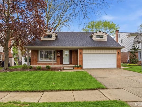 30515 Jeanine Street, Livonia, MI 48152