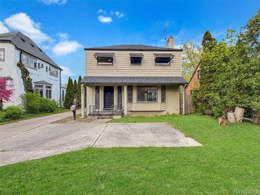 768 Washington Road, Grosse Pointe, MI 48230