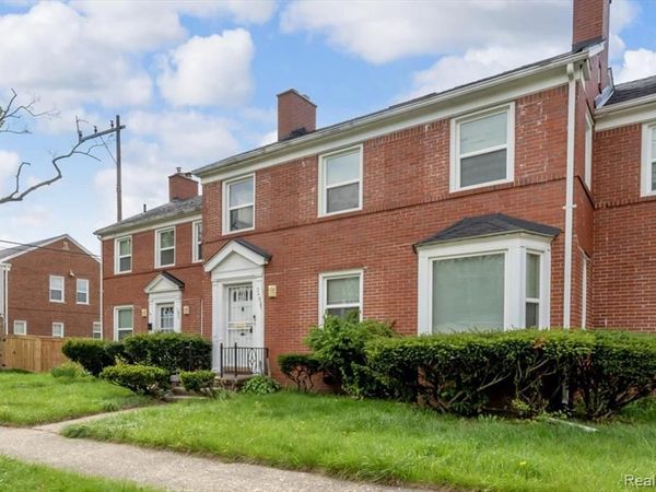 3463 Santa Maria Avenue, Detroit, MI 48221