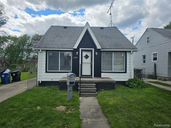 15369 Leona Drive, Redford Twp, MI 48239