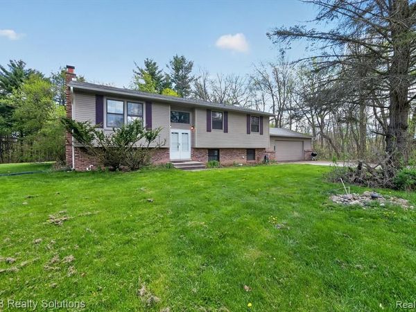 2467 N Lake George Road, Attica Twp, MI 48455